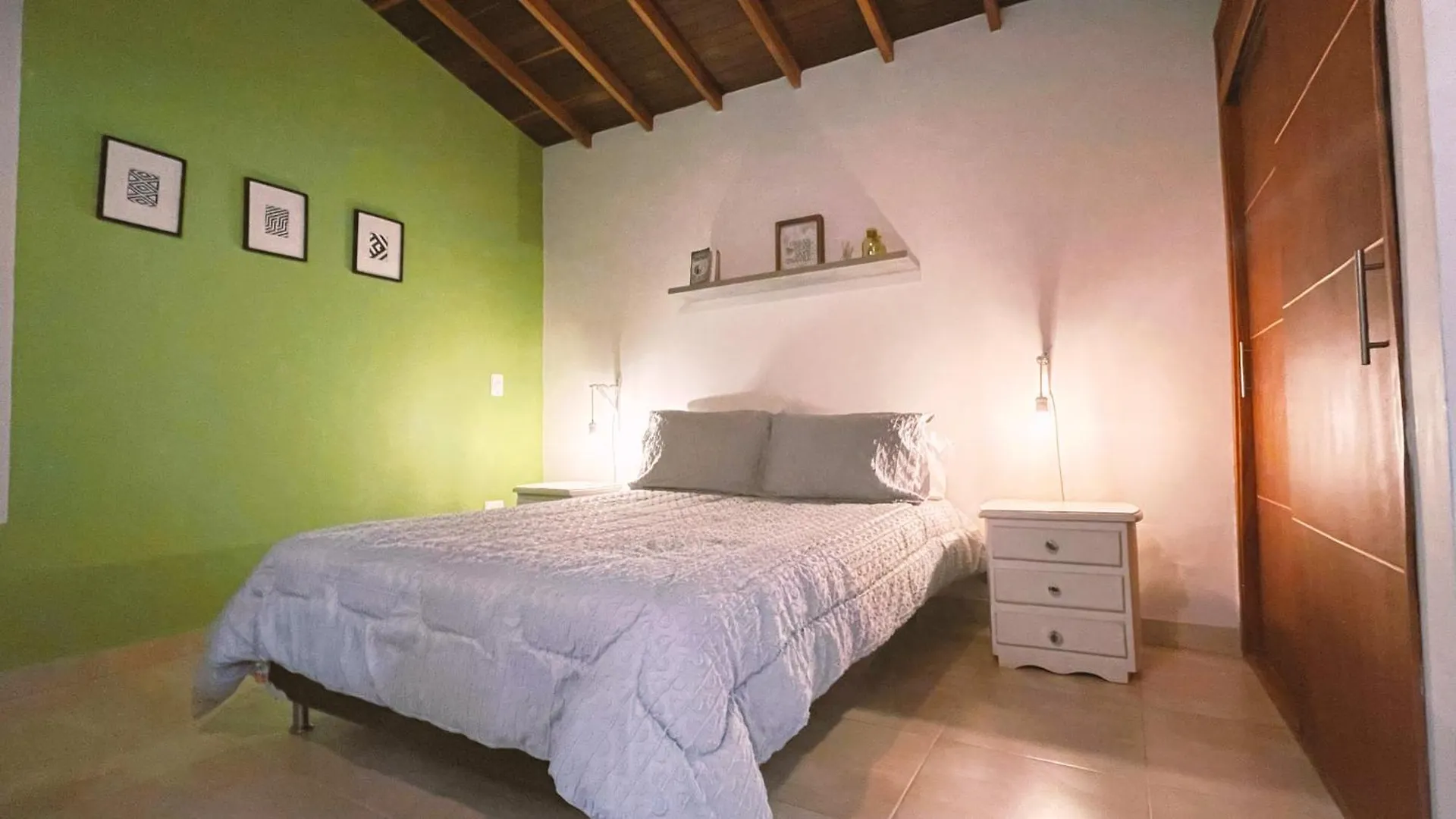 Malaika Hostel Medellin