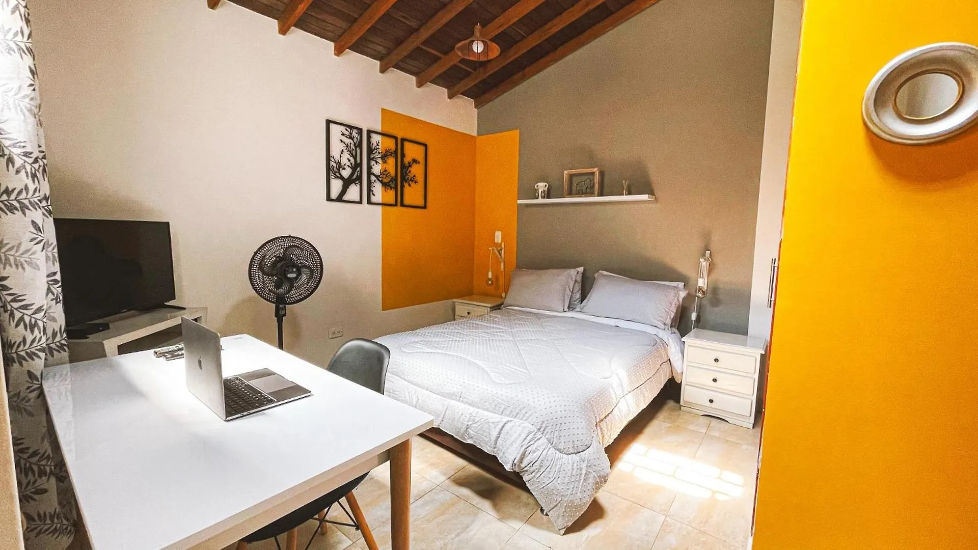 Malaika Hostel Medellin